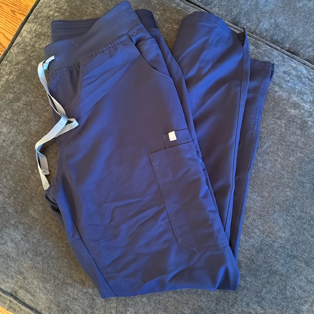 FIGS yola scrub pants regular length navy